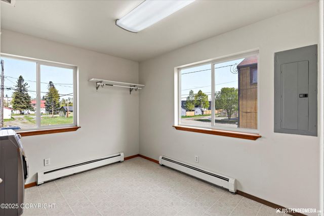 437 E 14th Avenue, Anchorage, AK 99501