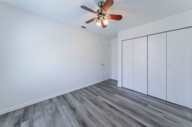 816 Plummer Drive, Cedar Hill, TX 75104
