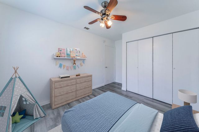 816 Plummer Drive, Cedar Hill, TX 75104