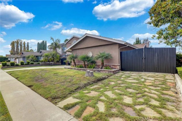 25262 Tasman, Laguna Hills, CA 92653