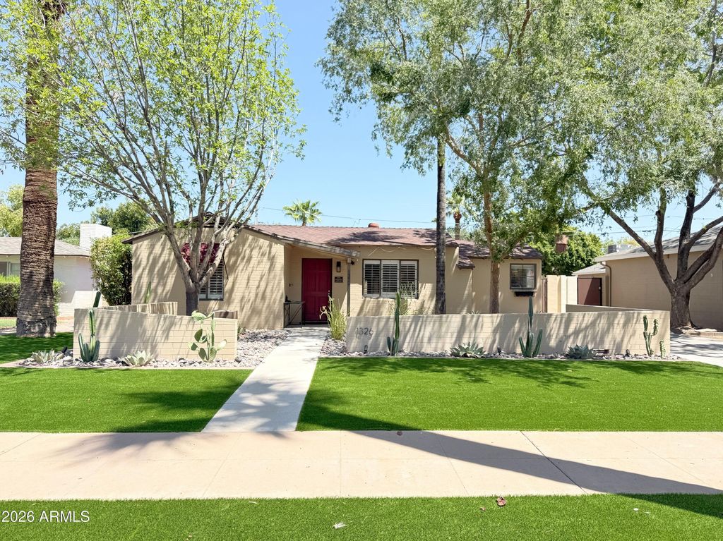 1326 W Palm Lane, Phoenix, AZ 85007