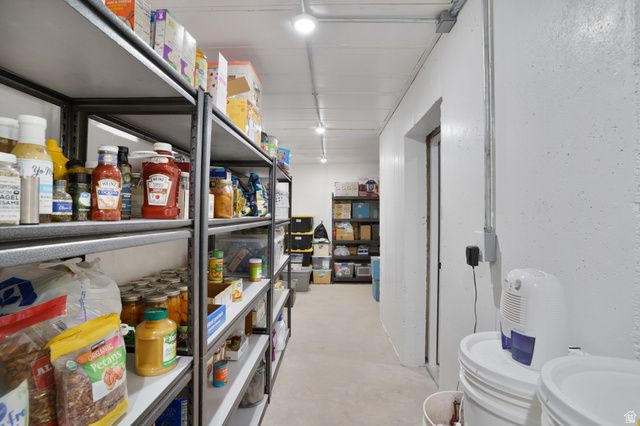 2204 S OLD HIGHWAY 91, New Harmony, UT 84757