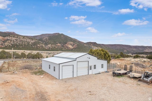 2204 S OLD HIGHWAY 91, New Harmony, UT 84757