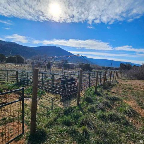 2204 S OLD HIGHWAY 91, New Harmony, UT 84757