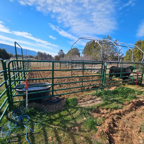 2204 S OLD HIGHWAY 91, New Harmony, UT 84757