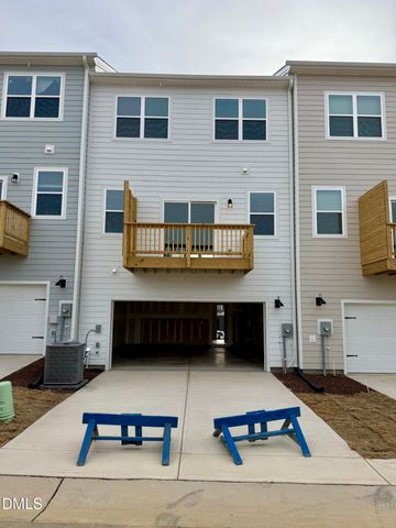 736 Dorset Stream Drive, Fuquay Varina, NC 27526