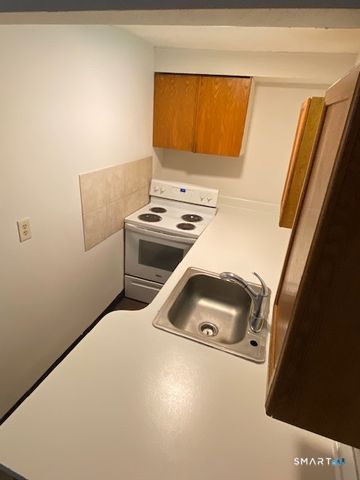 39 Wethersfield Avenue C, Hartford, CT 06114