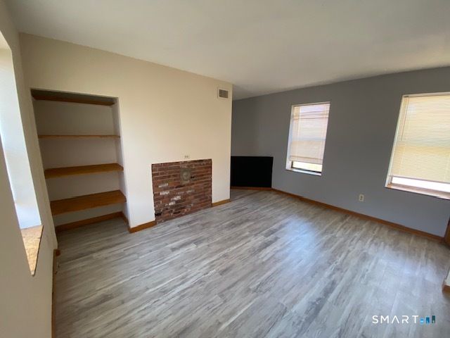 39 Wethersfield Avenue C, Hartford, CT 06114