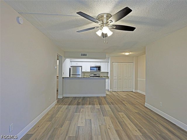 5305 Summerlin RD 506, Fort Myers, FL 33919