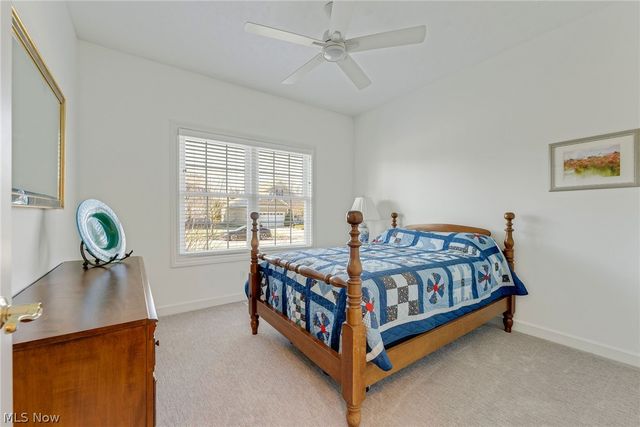 8195 Manor Gate Way, Mentor, OH 44060