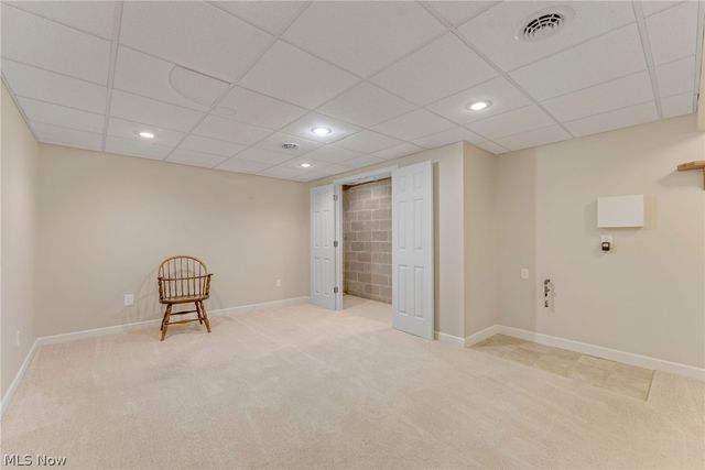 8195 Manor Gate Way, Mentor, OH 44060