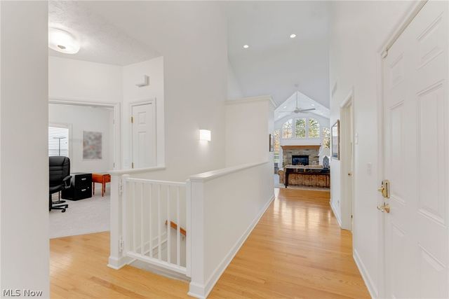 8195 Manor Gate Way, Mentor, OH 44060