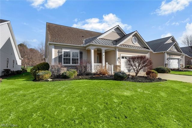 8195 Manor Gate Way, Mentor, OH 44060