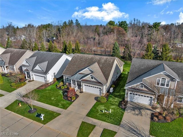 8195 Manor Gate Way, Mentor, OH 44060