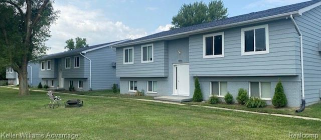 13366 North Rd, Fenton, MI 48430