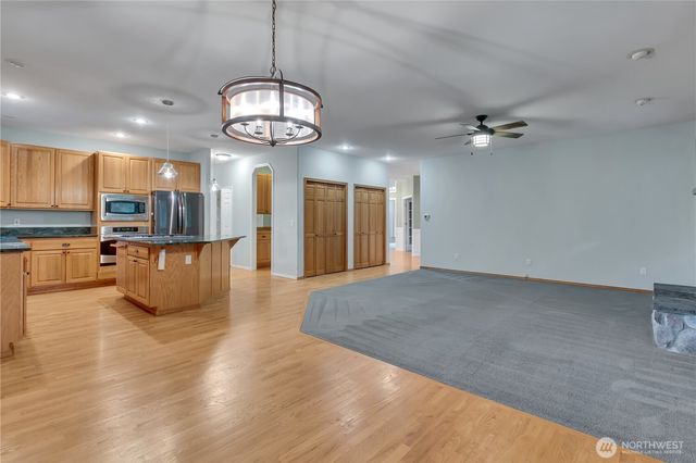 44217 SE Mt Si Road, North Bend, WA 98045