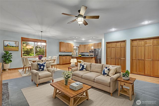 44217 SE Mt Si Road, North Bend, WA 98045