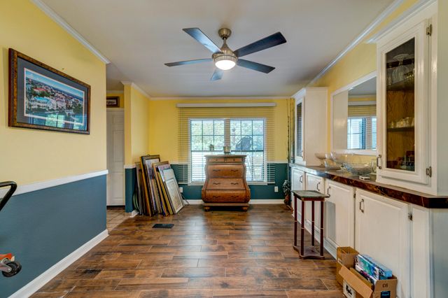 871 Groomstown Road, Cross, SC 29436