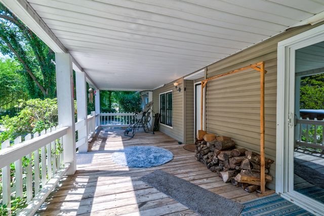 871 Groomstown Road, Cross, SC 29436