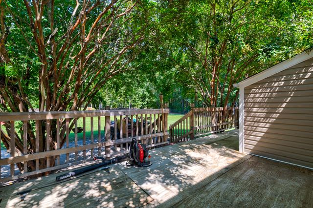 871 Groomstown Road, Cross, SC 29436