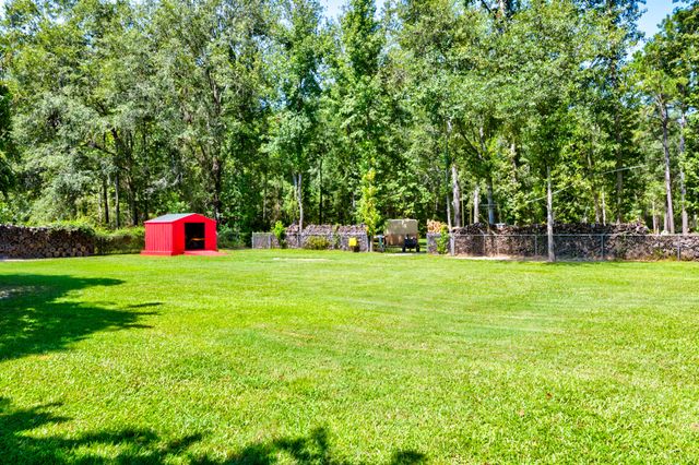 871 Groomstown Road, Cross, SC 29436