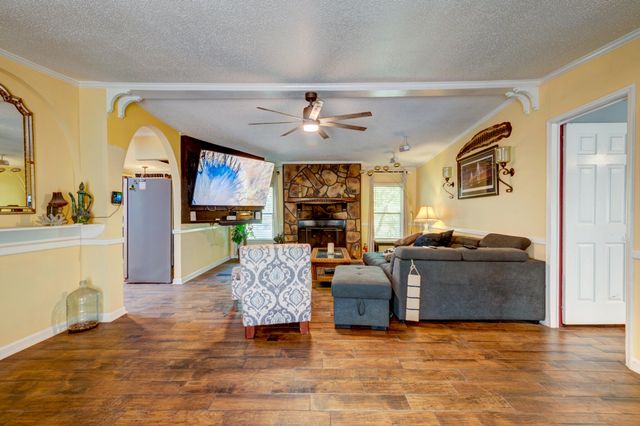 871 Groomstown Road, Cross, SC 29436