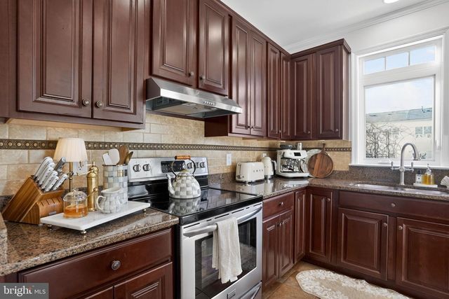 43569 WILD INDIGO TER, Leesburg, VA 20176