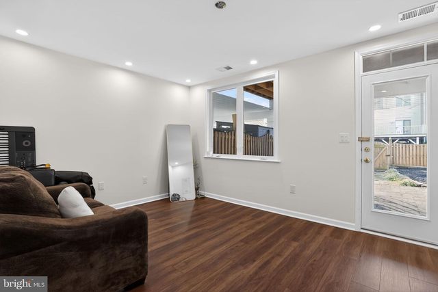 43569 WILD INDIGO TER, Leesburg, VA 20176