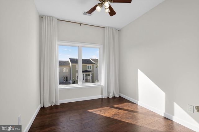 43569 WILD INDIGO TER, Leesburg, VA 20176