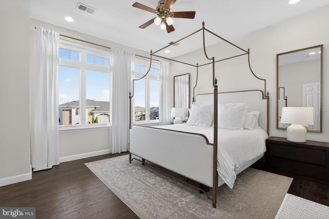 43569 WILD INDIGO TER, Leesburg, VA 20176