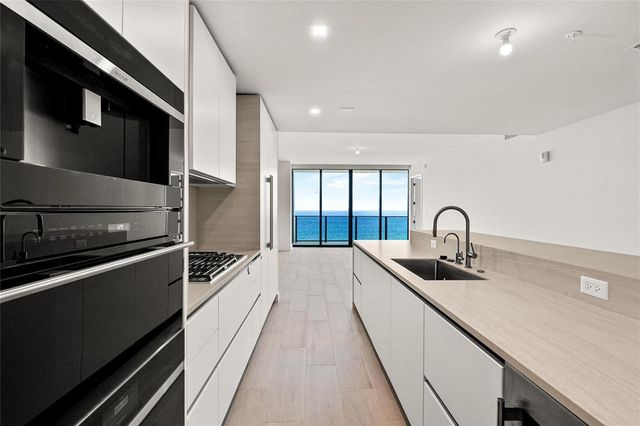 900 N Ocean Boulevard 1604, Pompano Beach, FL 33062