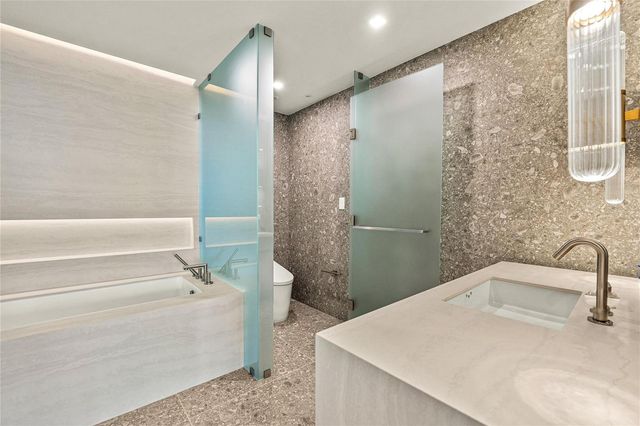 900 N Ocean Boulevard 1604, Pompano Beach, FL 33062