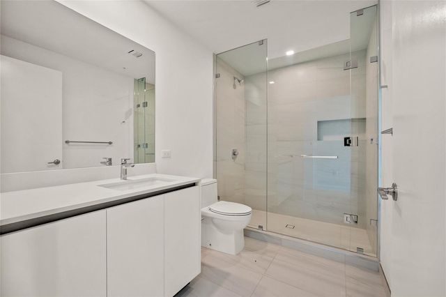 900 N Ocean Boulevard 1604, Pompano Beach, FL 33062