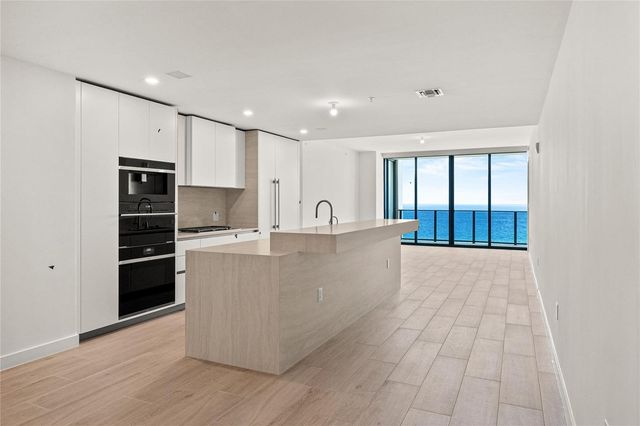 900 N Ocean Boulevard 1604, Pompano Beach, FL 33062