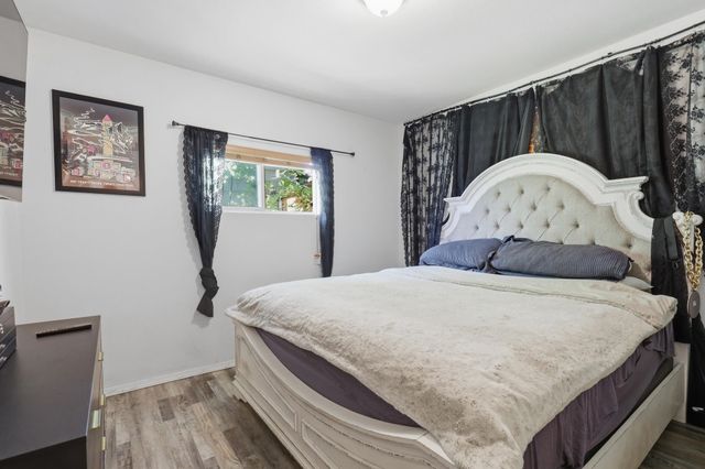 2424 N COLUMBUS St, Spokane, WA 99207