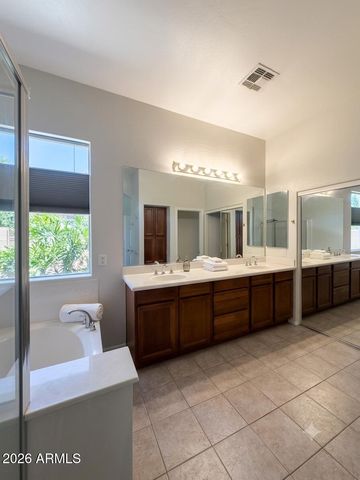 2395 S WHETSTONE Place, Chandler, AZ 85286