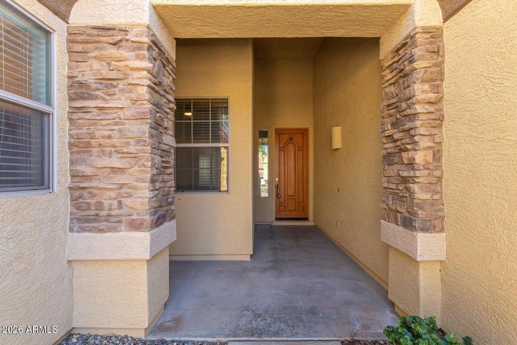 2395 S WHETSTONE Place, Chandler, AZ 85286 — photo 3