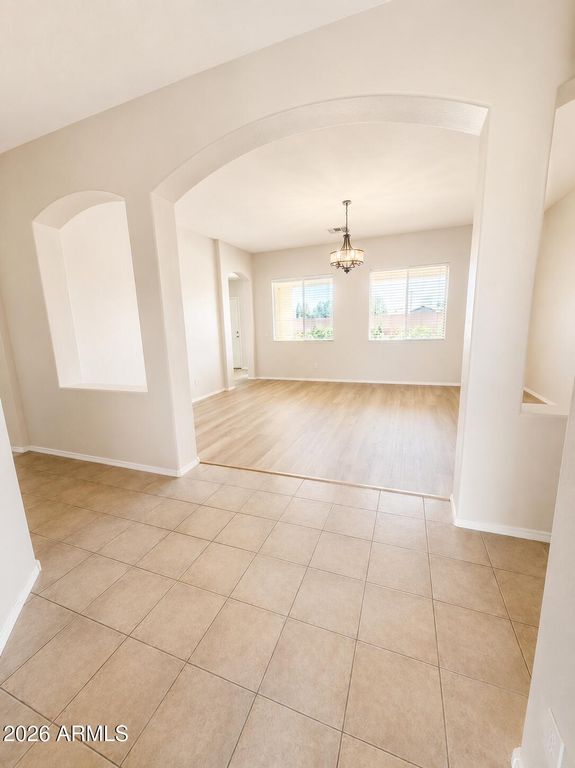2395 S WHETSTONE Place, Chandler, AZ 85286 — photo 4