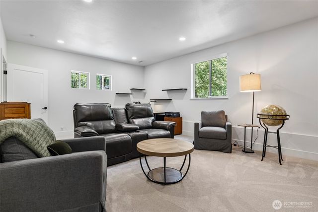 20921 SE 159th Street, Renton, WA 98059