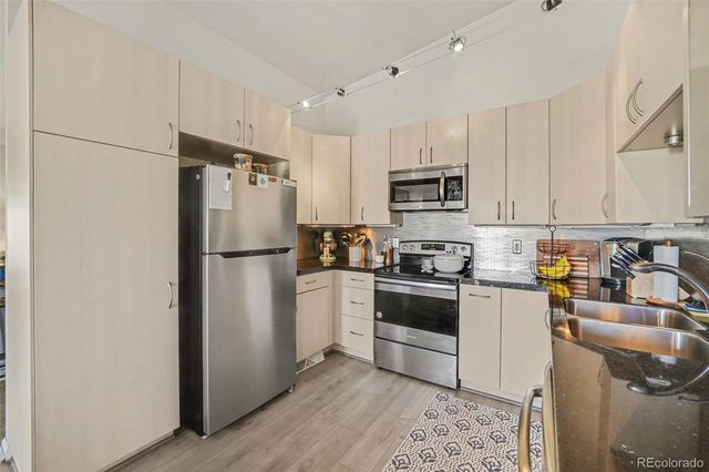 6922 W 87th Way 239, Arvada, CO 80003