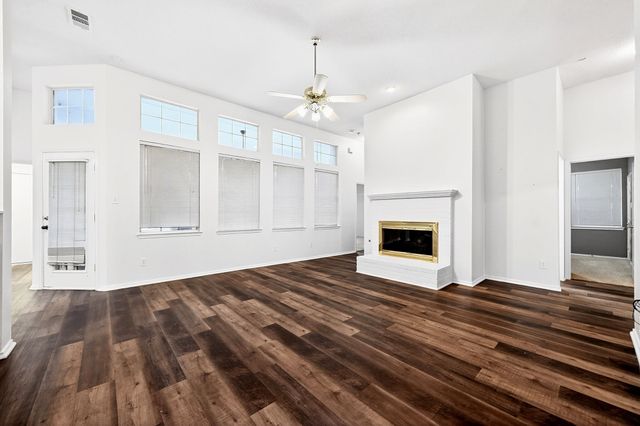 809 Yosemite Trail, Mesquite, TX 75149