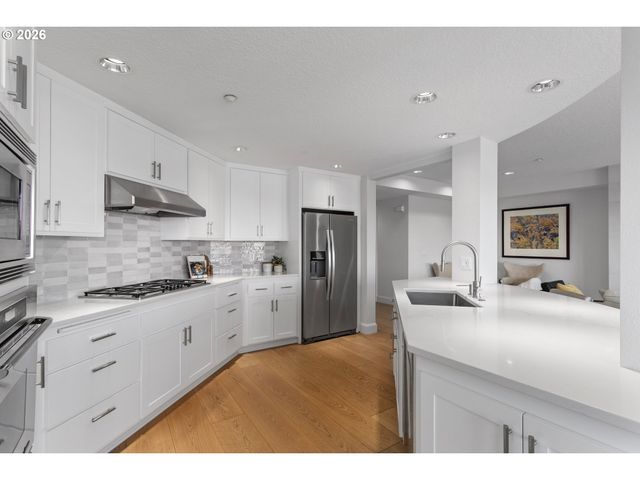 5511 Se SCENIC Ln 203, Vancouver, WA 98661