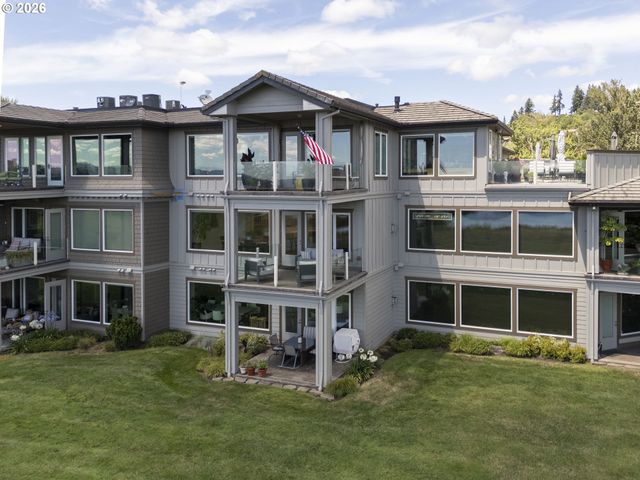 5511 Se SCENIC Ln 203, Vancouver, WA 98661