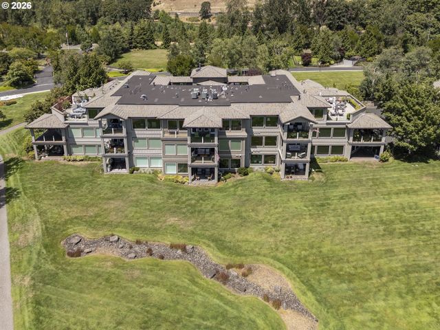 5511 Se SCENIC Ln 203, Vancouver, WA 98661