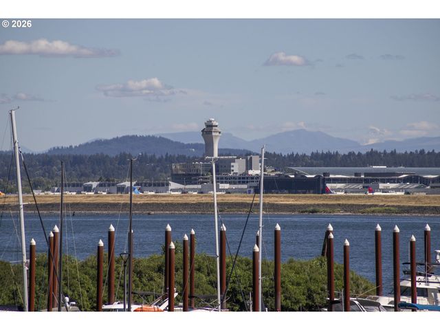 5511 Se SCENIC Ln 203, Vancouver, WA 98661