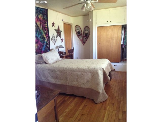 273 CREST Dr, Myrtle Creek, OR 97457