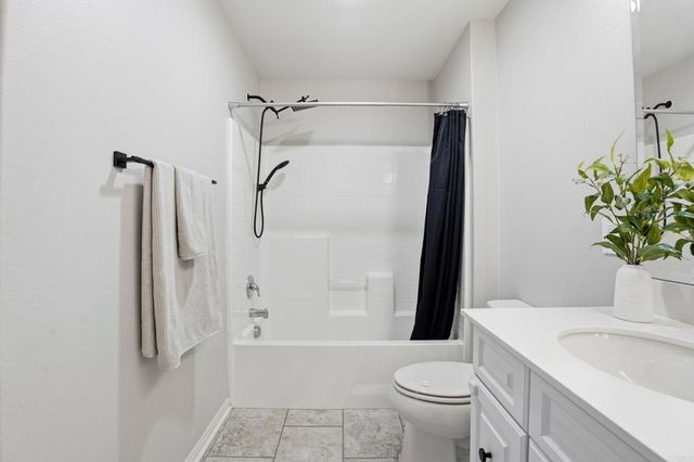 8629 Sage Shadow Drive, Lakeside, CA 92040