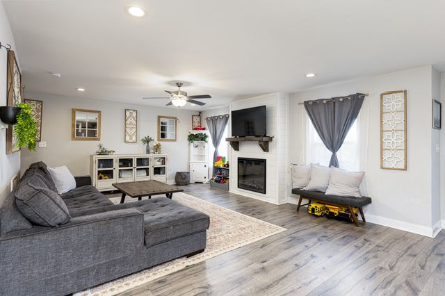 1472 Wild Fern Ln, Clarksville, TN 37042