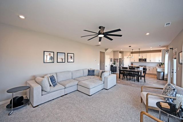 2063 Harvest Meadows Avenue, Batavia, OH 45103