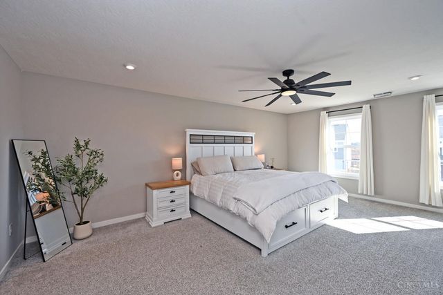 2063 Harvest Meadows Avenue, Batavia, OH 45103